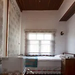 Otel Lal