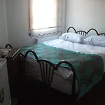 Lal Otel