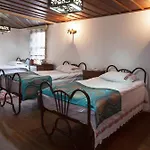 Otel Lal 3*