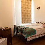 Otel Lal 3*